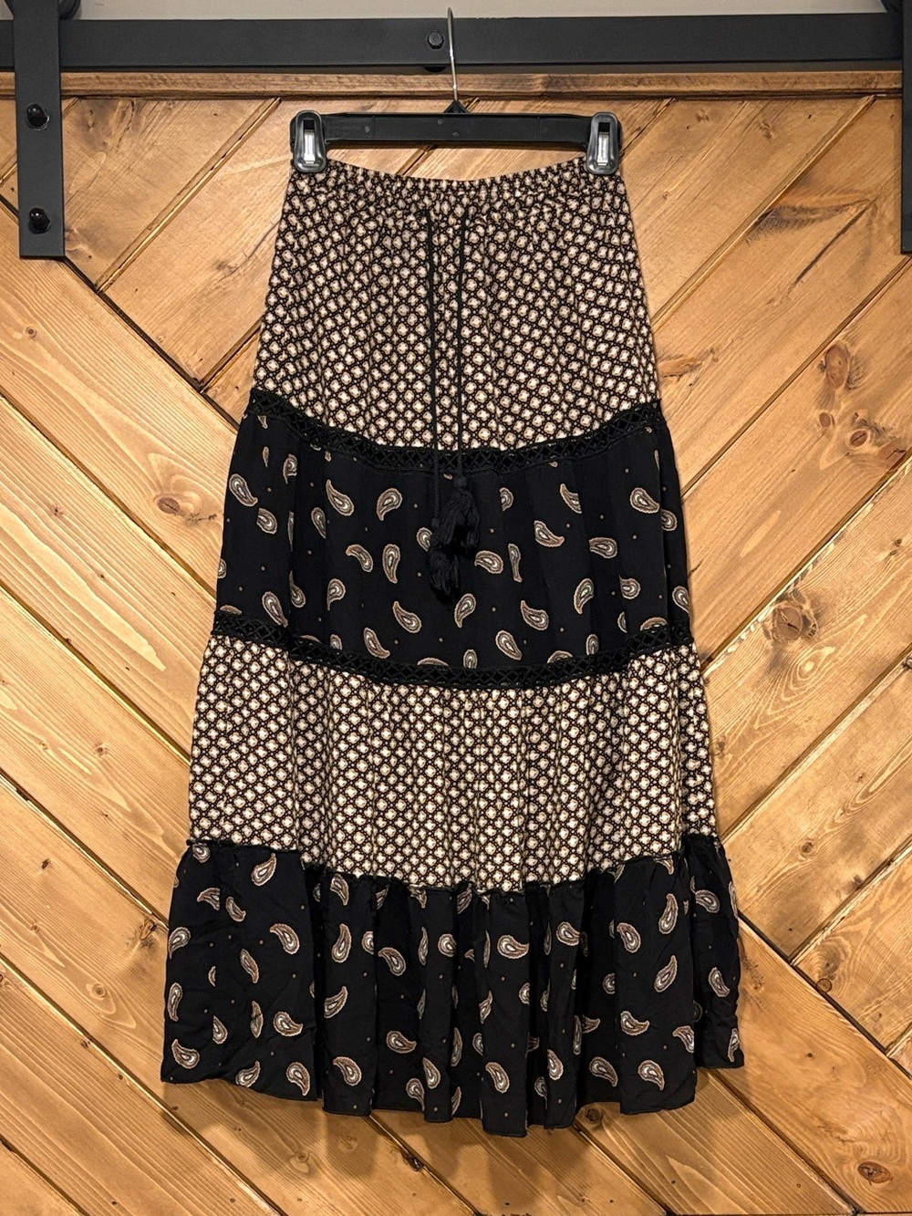 Solitaire Black and Beige Paisley Tiered Maxi Skirt Boho Small